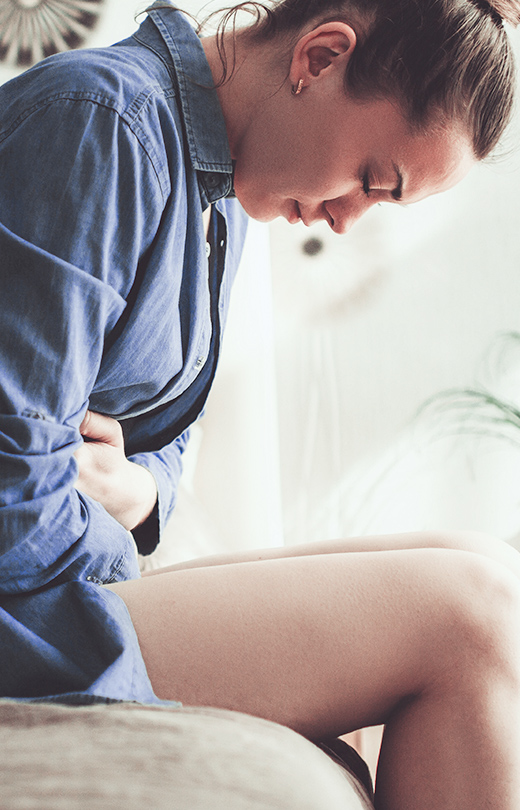 Co ti pomůže na bolestivou menstruaci a kdy je čas vyhledat lékaře?
